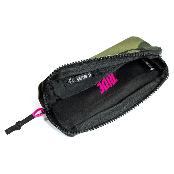 Muc-Off Étui Essential - Récréashop