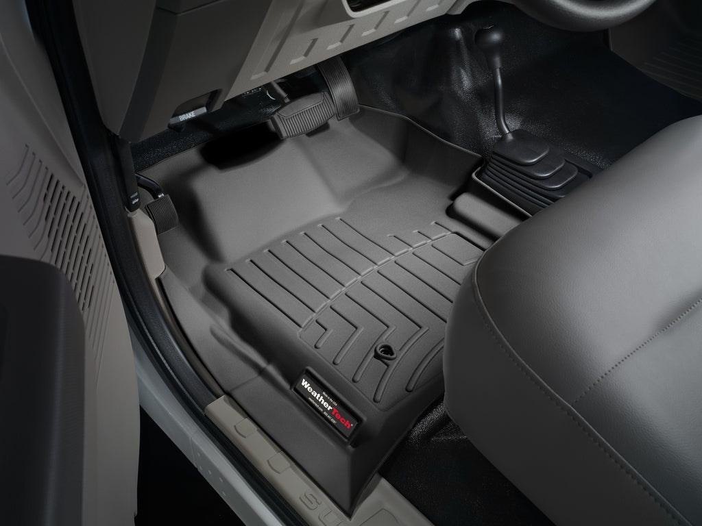 Tapis avant FloorLiner noir WeatherTech Ford F-250/F-350/F-450/F-550 2008-2010 (selon la version, voir compatibilité) - Récréashop