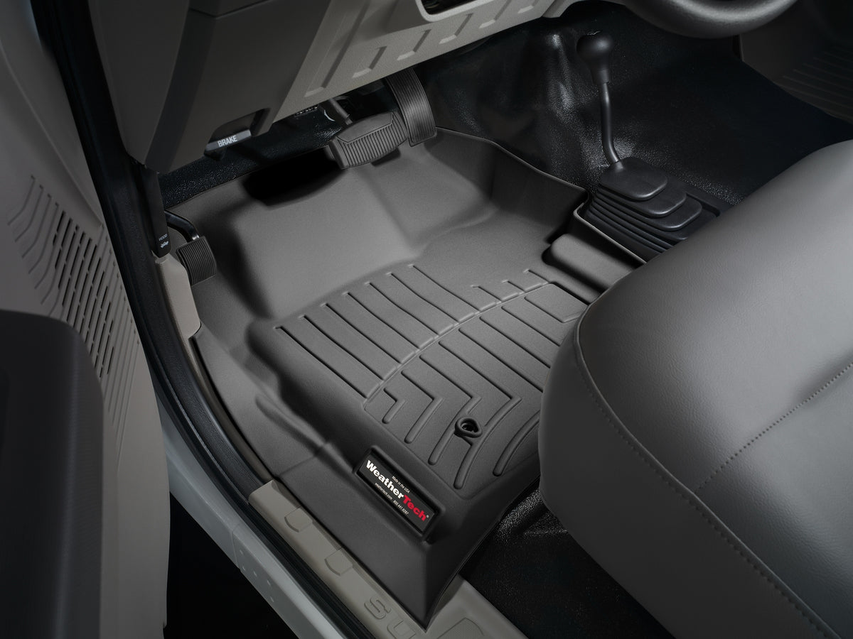 Tapis avant FloorLiner noir WeatherTech Ford F-250/F-350/F-450/F-550 2008-2010 (selon la version, voir compatibilité) - Récréashop