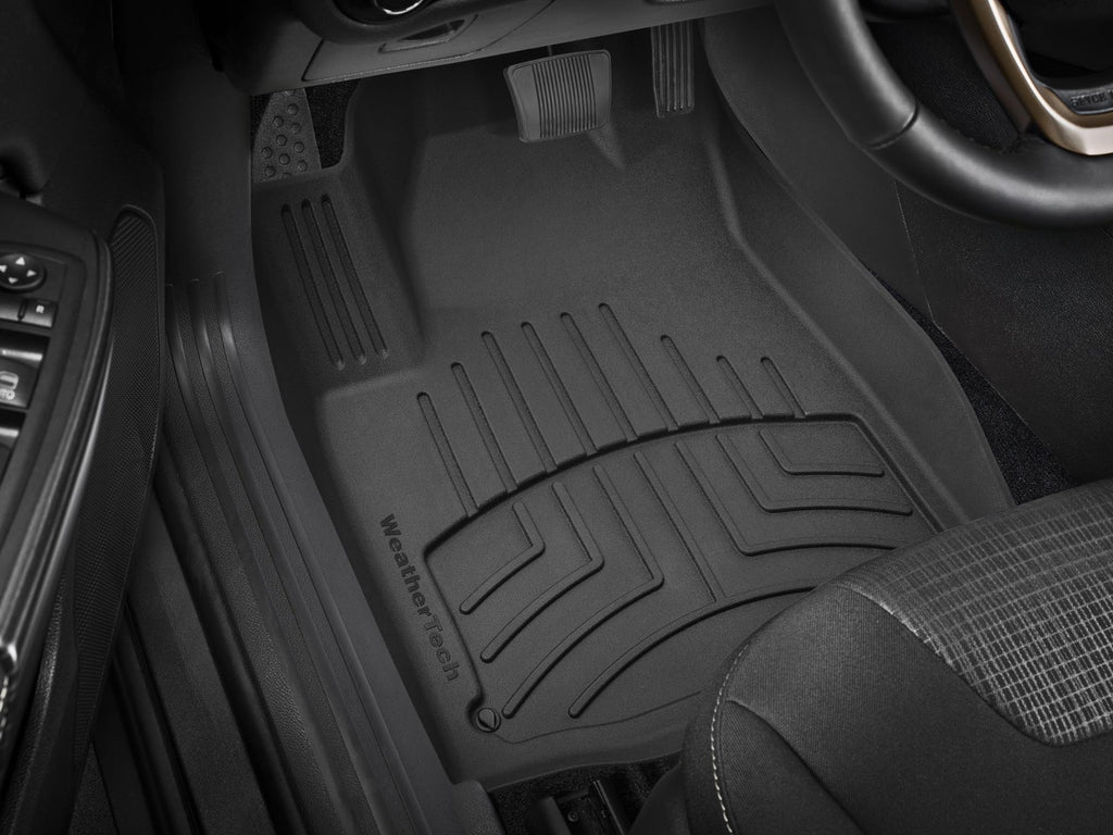 Tapis avant FloorLiner HP noir WeatherTech Jeep Cherokee 2015-2023 (2015 : sans plancher surélevé seulement) - Récréashop
