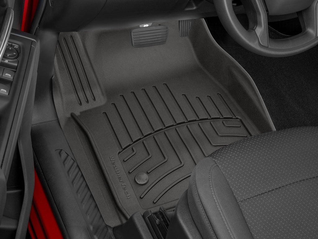 Tapis avant FloorLiner HP noir WeatherTech Chevrolet Silverado 1500 2019-2026 et autres véhicules (selon la version, voir compatibilité) - Récréashop